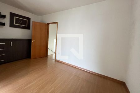 Casa à venda com 230m², 3 quartos e 1 vagaSuíte 