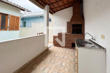 Casa à venda com 230m², 3 quartos e 1 vagaChurrasqueira