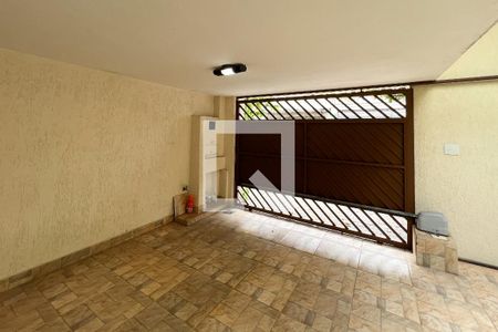 Casa à venda com 230m², 3 quartos e 1 vagaGaragem