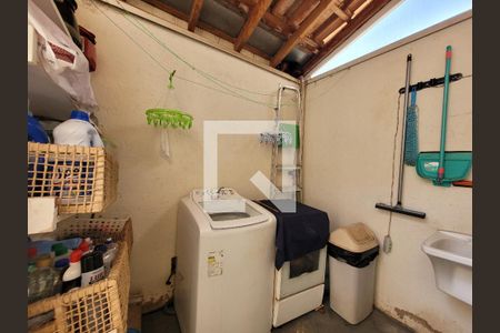 Casa à venda com 133m², 3 quartos e 1 vaga Casa à venda com 133m², 3 quartos e 1 vagaÁrea de Serviço