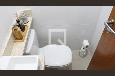 Casa à venda com 149m², 3 quartos e 2 vagasLavabo