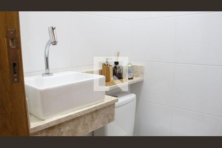 Casa à venda com 149m², 3 quartos e 2 vagasLavabo