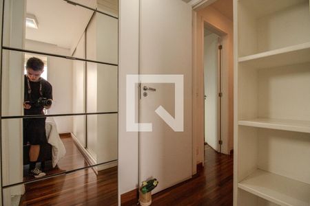Apartamento para alugar com 86m², 3 quartos e 2 vagasCloset