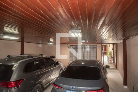 Casa à venda com 280m², 4 quartos e 4 vagasGaragem