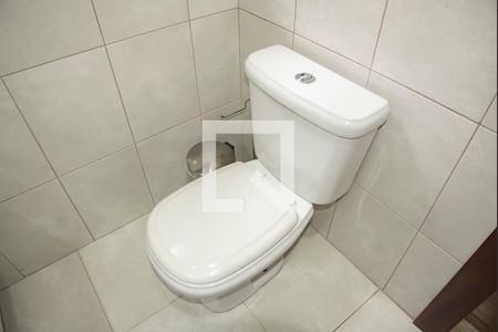 Casa à venda com 280m², 4 quartos e 4 vagasBanheiro da Suíte 4