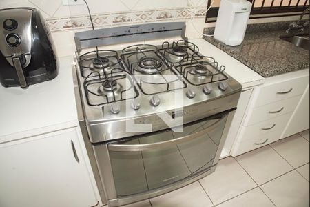 Casa à venda com 280m², 4 quartos e 4 vagasCozinha