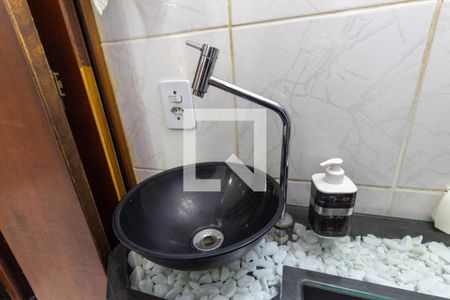 Casa de condomínio à venda com 122m², 3 quartos e 1 vaga Casa de condomínio à venda com 122m², 3 quartos e 1 vagaLavabo