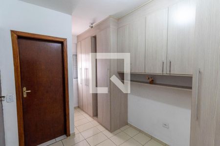 Casa de condomínio à venda com 122m², 3 quartos e 1 vaga Casa de condomínio à venda com 122m², 3 quartos e 1 vagaQuarto Suíte