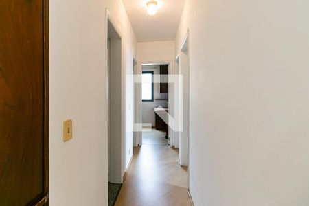 Corredor de apartamento à venda com 3 quartos, 81m² em Vila Gomes Cardim, São Paulo