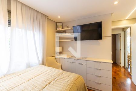 Suíte  de apartamento à venda com 2 quartos, 55m² em Jardim da Gloria, São Paulo
