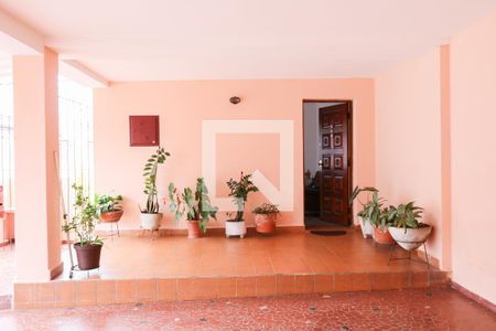 Casa à venda com 177m², 2 quartos e 3 vagasEntrada