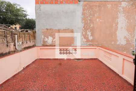 Casa à venda com 177m², 2 quartos e 3 vagasvaranda