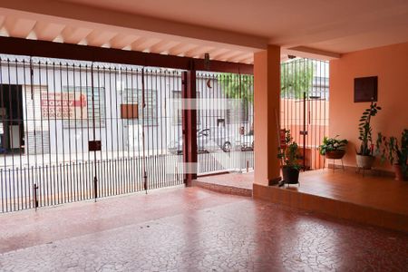 Casa à venda com 177m², 2 quartos e 3 vagasEntrada