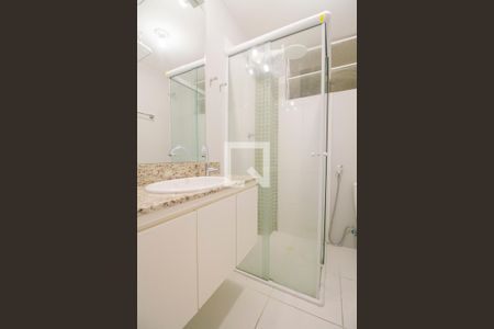 Banheiro de kitnet/studio para alugar com 1 quarto, 30m² em Jardim Paulista, São Paulo