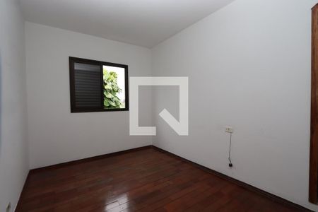 Casa à venda com 290m², 3 quartos e 3 vagas Casa à venda com 290m², 3 quartos e 3 vagasQuarto 3