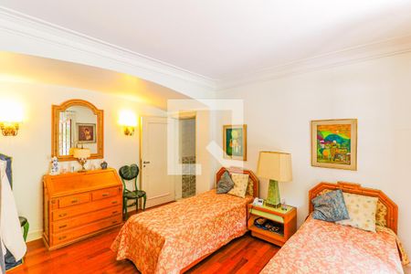 Casa à venda com 620m², 3 quartos e 7 vagasSuíte 1