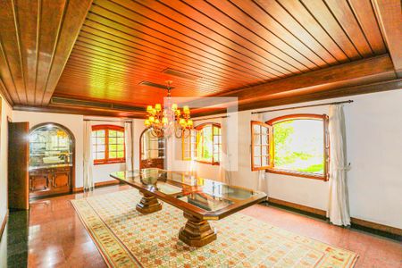Casa à venda com 620m², 3 quartos e 7 vagasSala de jantar