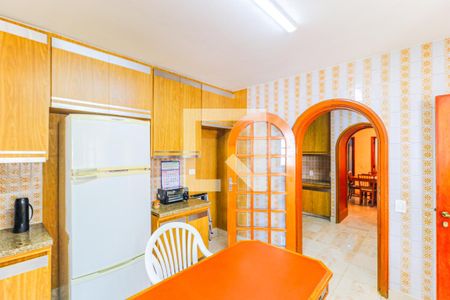 Casa à venda com 620m², 3 quartos e 7 vagasCozinha