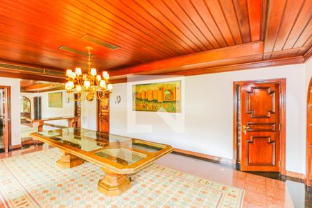 Casa à venda com 620m², 3 quartos e 7 vagasSala de jantar