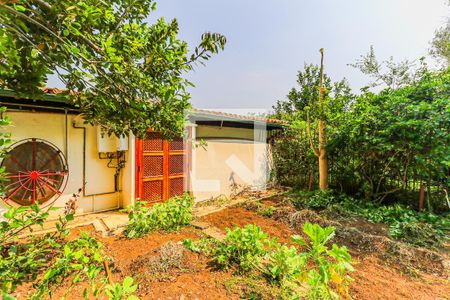 Casa à venda com 620m², 3 quartos e 7 vagasHorta