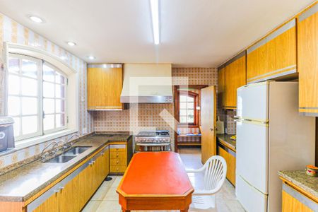 Casa à venda com 620m², 3 quartos e 7 vagasCozinha