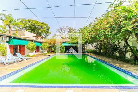 Casa à venda com 620m², 3 quartos e 7 vagasPiscina