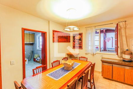 Casa à venda com 620m², 3 quartos e 7 vagasCopa