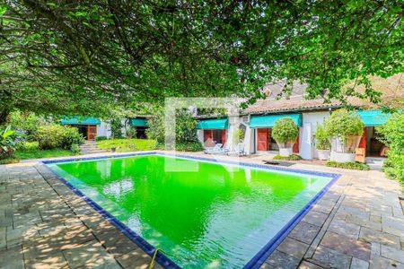 Casa à venda com 620m², 3 quartos e 7 vagasPiscina