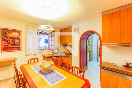 Casa à venda com 620m², 3 quartos e 7 vagasCopa