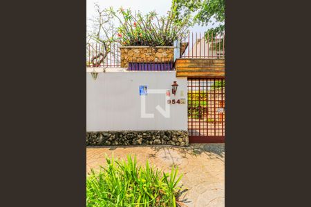 Casa à venda com 620m², 3 quartos e 7 vagasFachada