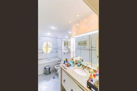 Casa à venda com 620m², 3 quartos e 7 vagas Banheiro 1