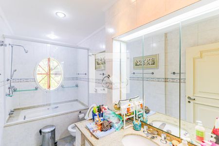 Casa à venda com 620m², 3 quartos e 7 vagas Banheiro 1