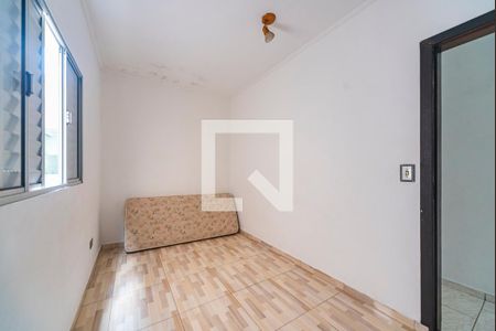 Quarto 2 de casa para alugar com 2 quartos, 70m² em Jardim Marek, Santo André