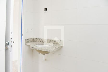 Apartamento à venda com 83m², 2 quartos e 2 vagas Apartamento à venda com 83m², 2 quartos e 2 vagasBanheiro da Suíte 1