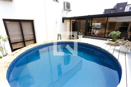 Apartamento à venda com 230m², 3 quartos e 4 vagas Apartamento à venda com 230m², 3 quartos e 4 vagaspiscina da cobertura