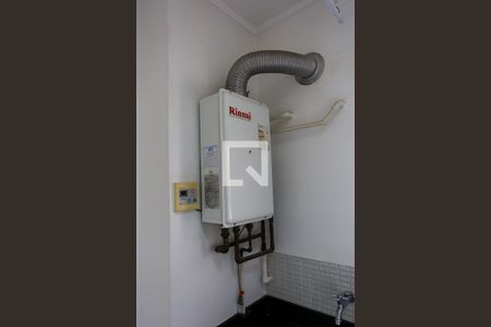 Apartamento à venda com 230m², 3 quartos e 4 vagas Apartamento à venda com 230m², 3 quartos e 4 vagasAquecedor