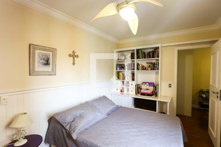 Apartamento à venda com 230m², 3 quartos e 4 vagas Apartamento à venda com 230m², 3 quartos e 4 vagassuíte 2