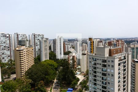 Apartamento à venda com 230m², 3 quartos e 4 vagas Apartamento à venda com 230m², 3 quartos e 4 vagasVaranda