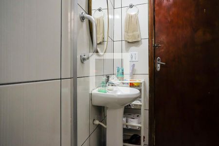 Casa à venda com 110m², 4 quartos e sem vagaBanheiro 2