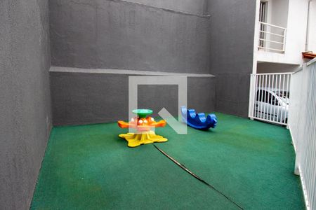 Casa de condomínio à venda com 68m², 2 quartos e 1 vaga Casa de condomínio à venda com 68m², 2 quartos e 1 vagaÁrea comum / playground