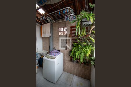 Casa de condomínio à venda com 68m², 2 quartos e 1 vaga Casa de condomínio à venda com 68m², 2 quartos e 1 vagaÁrea de Serviço