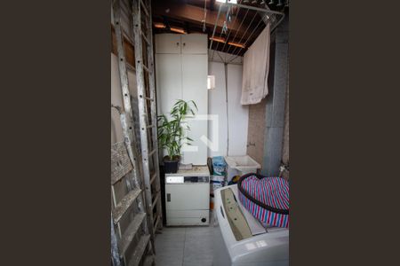 Casa de condomínio à venda com 68m², 2 quartos e 1 vaga Casa de condomínio à venda com 68m², 2 quartos e 1 vagaÁrea de Serviço