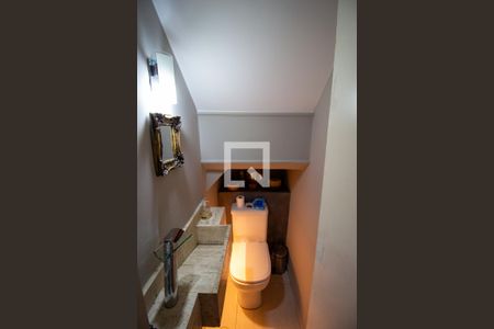 Casa de condomínio à venda com 68m², 2 quartos e 1 vaga Casa de condomínio à venda com 68m², 2 quartos e 1 vagaBanheiro / Social