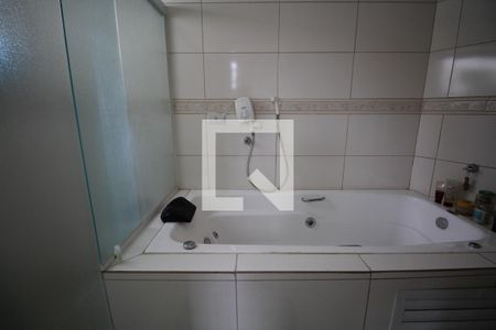 Casa à venda com 130m², 3 quartos e 1 vagaBanheiro da Suite 1