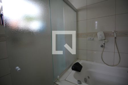 Casa à venda com 130m², 3 quartos e 1 vagaBanheiro da Suite 1