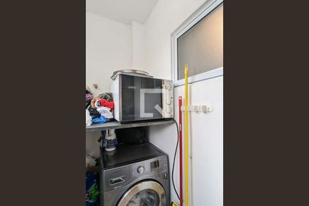 Apartamento à venda com 65m², 2 quartos e 1 vagaÁrea de serviço