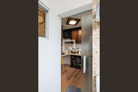 Apartamento à venda com 65m², 2 quartos e 1 vagaÁrea de serviço