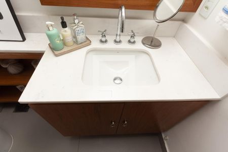 Apartamento à venda com 125m², 3 quartos e 2 vagas Apartamento à venda com 125m², 3 quartos e 2 vagasBanheiro