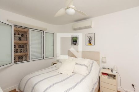 Apartamento à venda com 125m², 3 quartos e 2 vagas Apartamento à venda com 125m², 3 quartos e 2 vagasSuíte