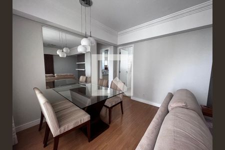 Sala de apartamento para alugar com 2 quartos, 67m² em Mansões Santo Antônio, Campinas